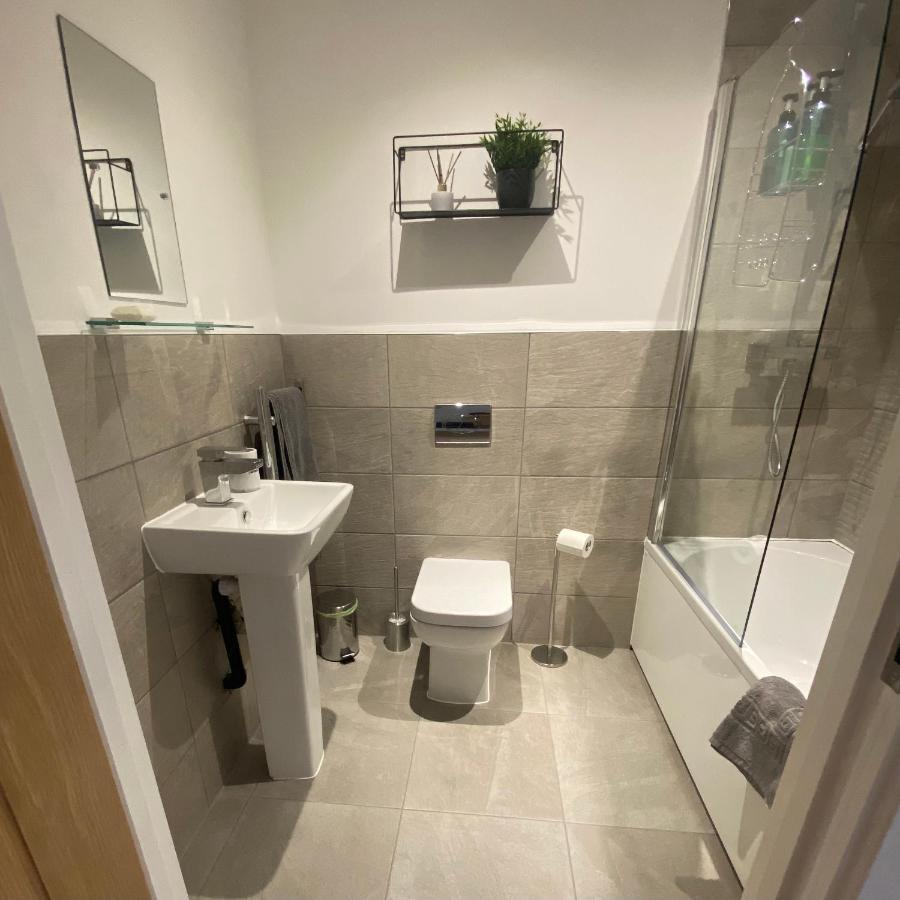 Modern 2 Bed Apartment/Free Parking/Near City/Self-Check In Handsworth Exteriör bild