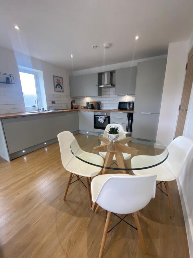 Modern 2 Bed Apartment/Free Parking/Near City/Self-Check In Handsworth Exteriör bild