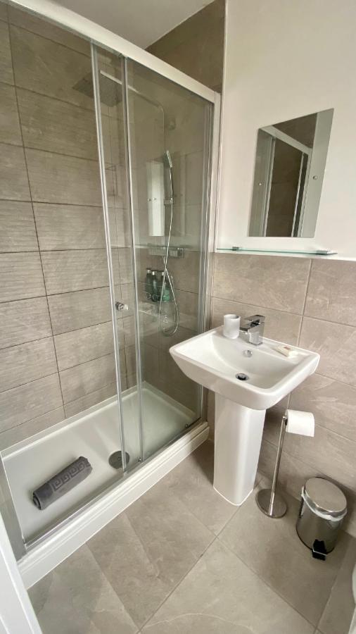 Modern 2 Bed Apartment/Free Parking/Near City/Self-Check In Handsworth Exteriör bild